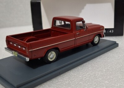 Ford USA F-100 Pick-Up 1968 Dark Red Met. 1:43 Neo NEO44845 Resin