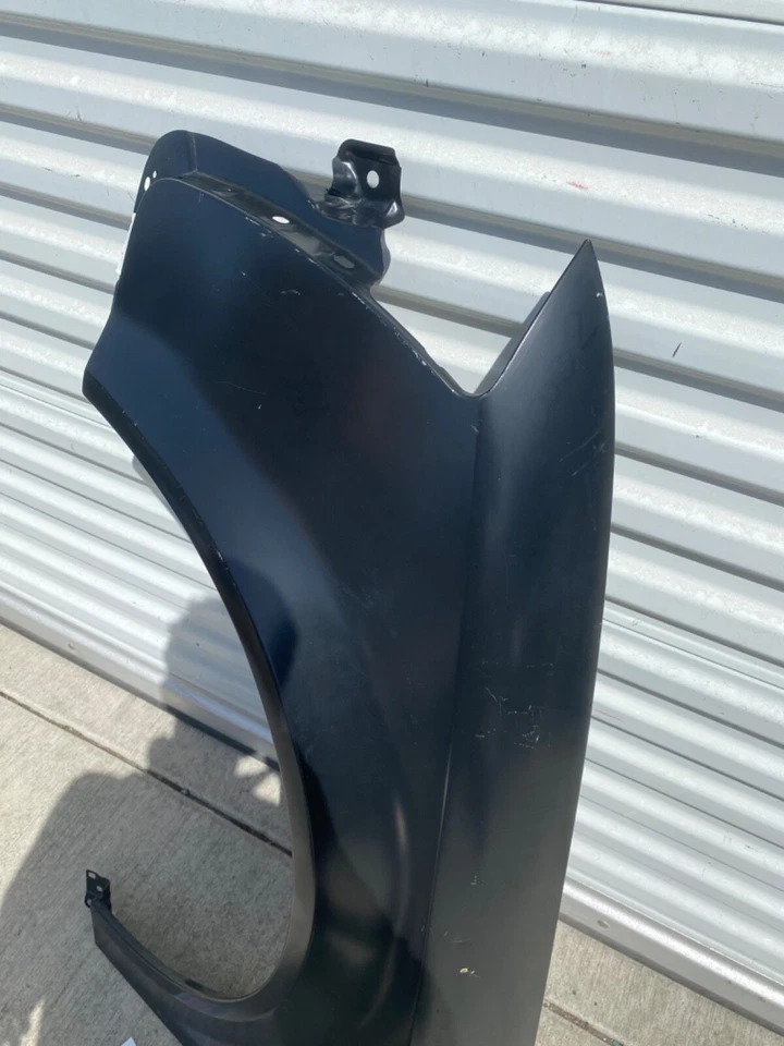 Guardabarros izquierdo audi a4 s4 2002 2003 2004 2005 OEM 8E0 821 105 B  Foto 4 de 4