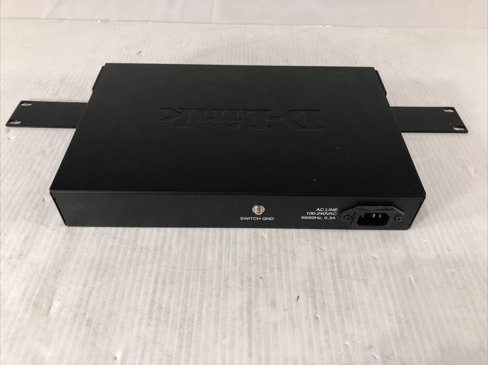 D-Link DGS-1100-16 16-Ports Rack-Mountable Gigabit Ethernet Switch With EARS - Image 4 of 4