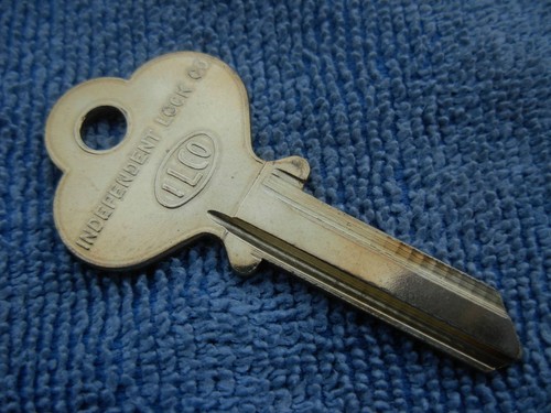 Key Blank---ilco O1017B---Norwalk--Barrows---AKA---Cole N5---ilco EZ-N3---01017B - Picture 2 of 3