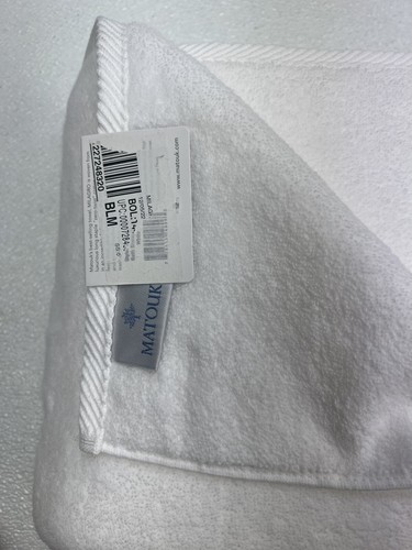 Matouk Milagro One Bath Sheet 40" x 70" White New W/defects - Picture 5 of 10