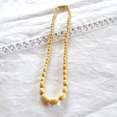 Antike Perlenkette oval Bakelit creme 40cm Retro Schmuck 1900