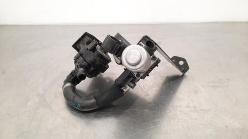 BMW X5 G05 Zusätzliche Wasserpumpe 64218840614