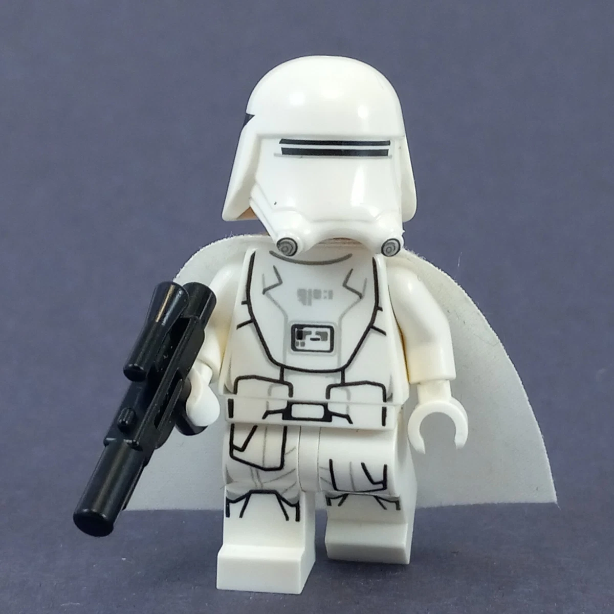 LEGO Star Wars First Order Snowtrooper Minifigure in 2015 set 75249 Cape