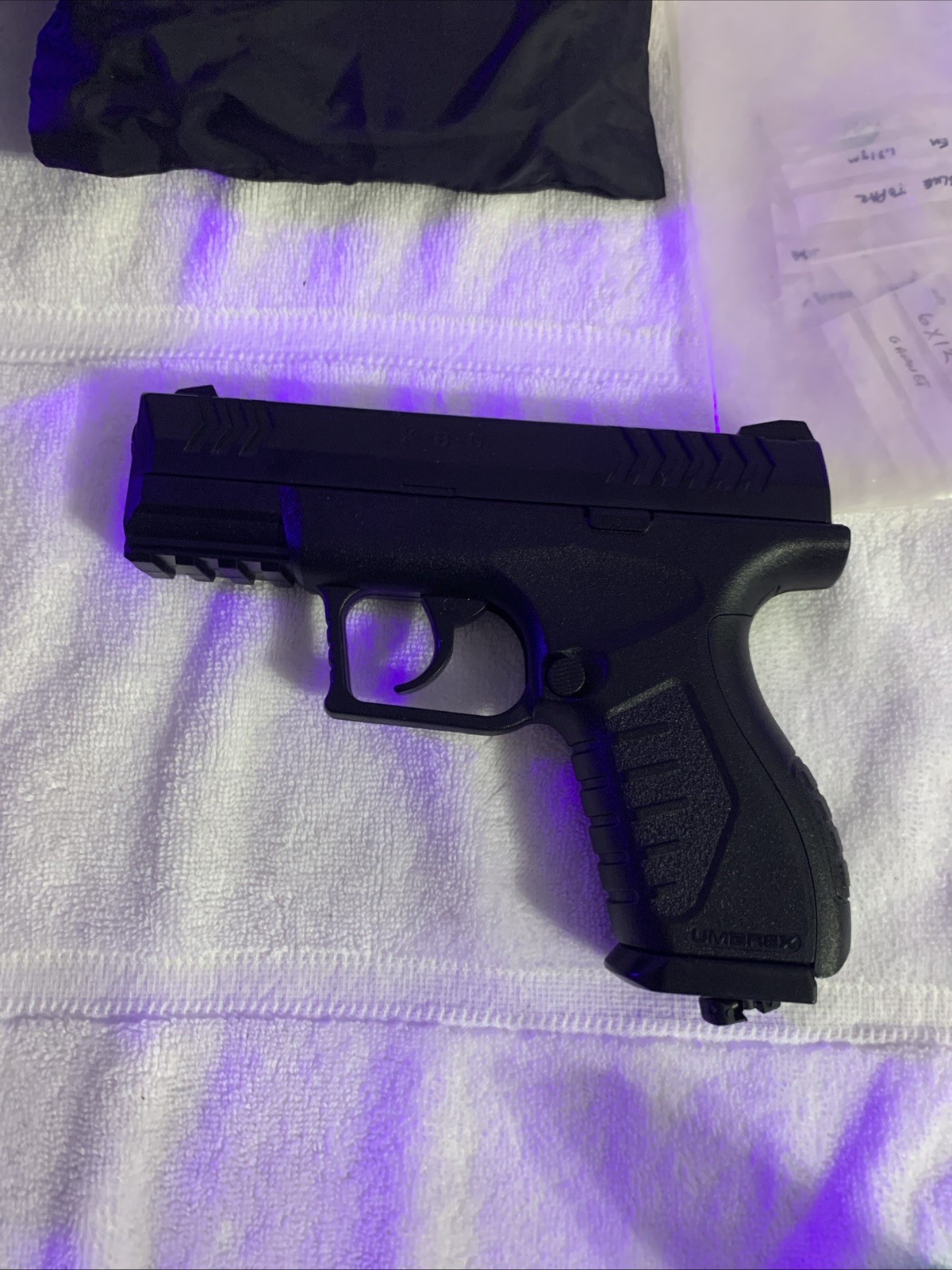 READ DESC - Umarex XBG 2254804 .177 Caliber BB Air Pistol - Black with one mag 