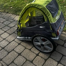 Instep Sync Single Seat Tow Behind Bike Trailer for Toddlers Kids - In box