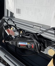 Zestaw narzędzi obrotowych Dremel MultiPro z walizką i akcesoriami