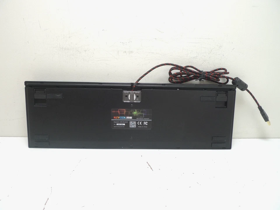 KeyCool LED USB-A Wired Mechanical Keyboard - Image 2 of 4
