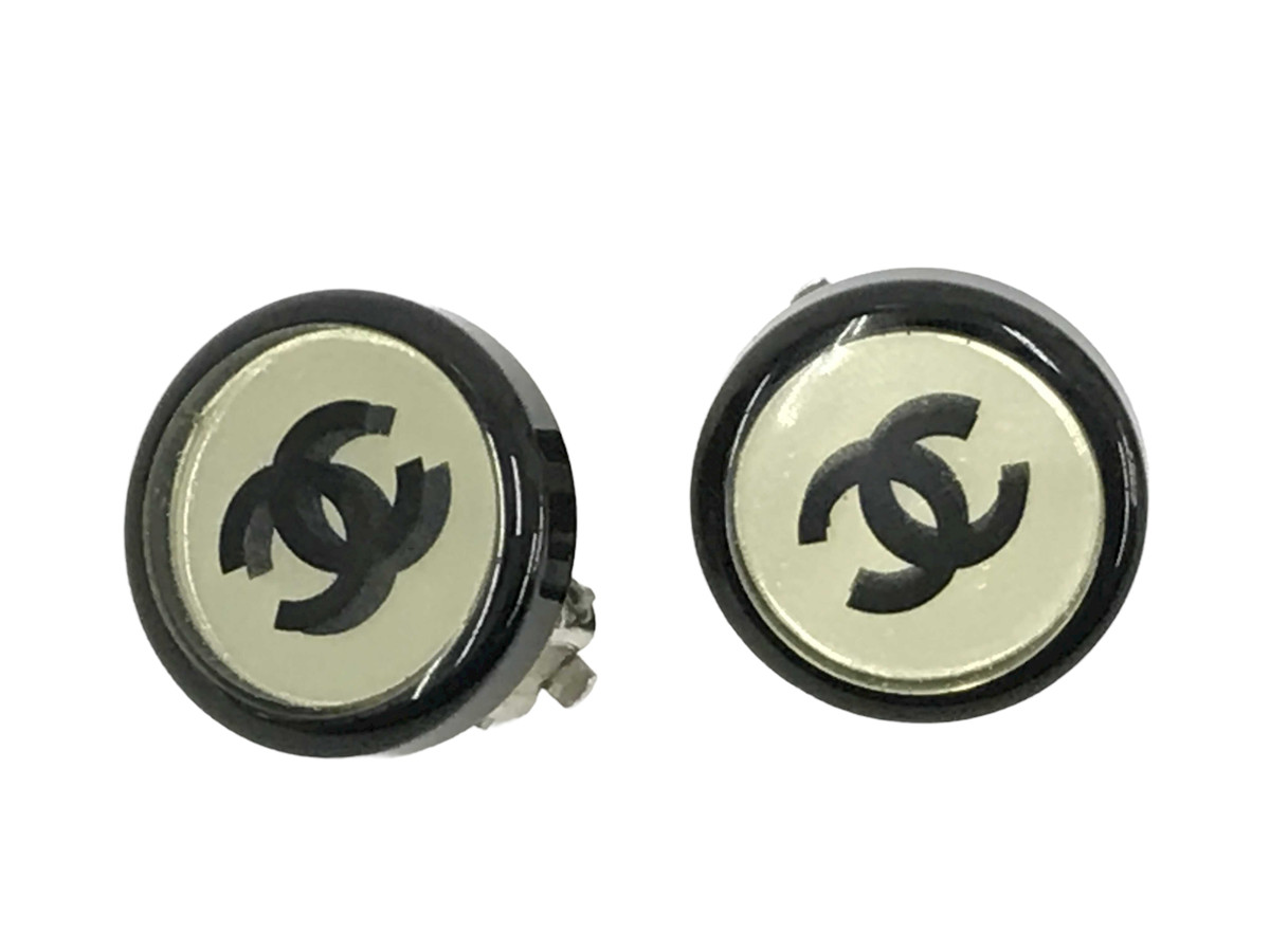 Chanel Mirror clipped earrings