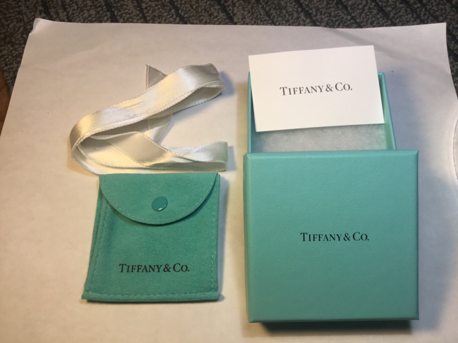 Tiffany & Co Teal Suede Jewelry Pouch with Box and Ribbon 3x3 Empty
