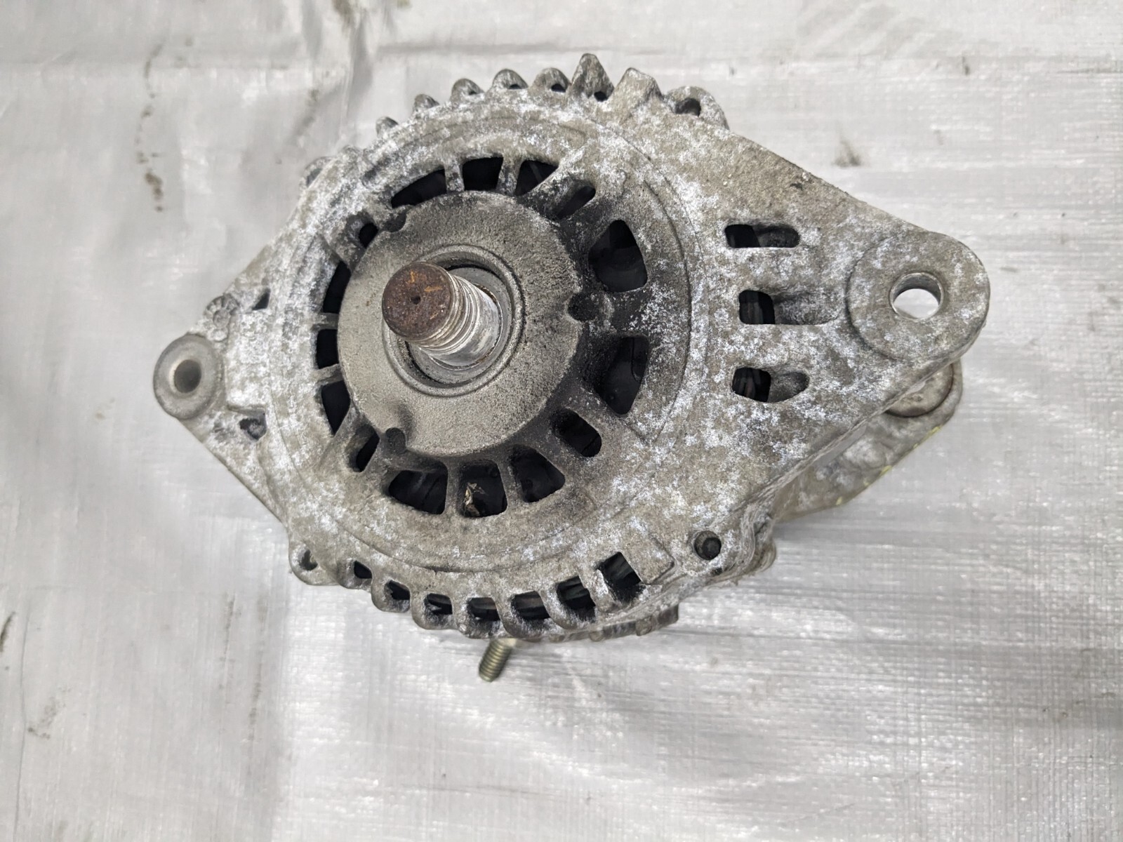 1999-2000 Mazda Miata Alternator Alt  BP4W-18-300R-0C 99-00 Nb1