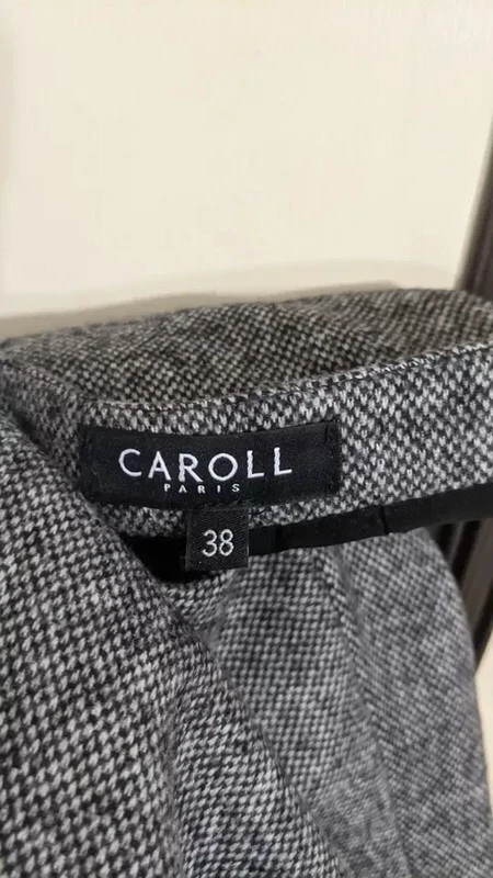 Caroll Taille 38 Superbe jupe doublée grise en laine mélangée - Photo 3/3