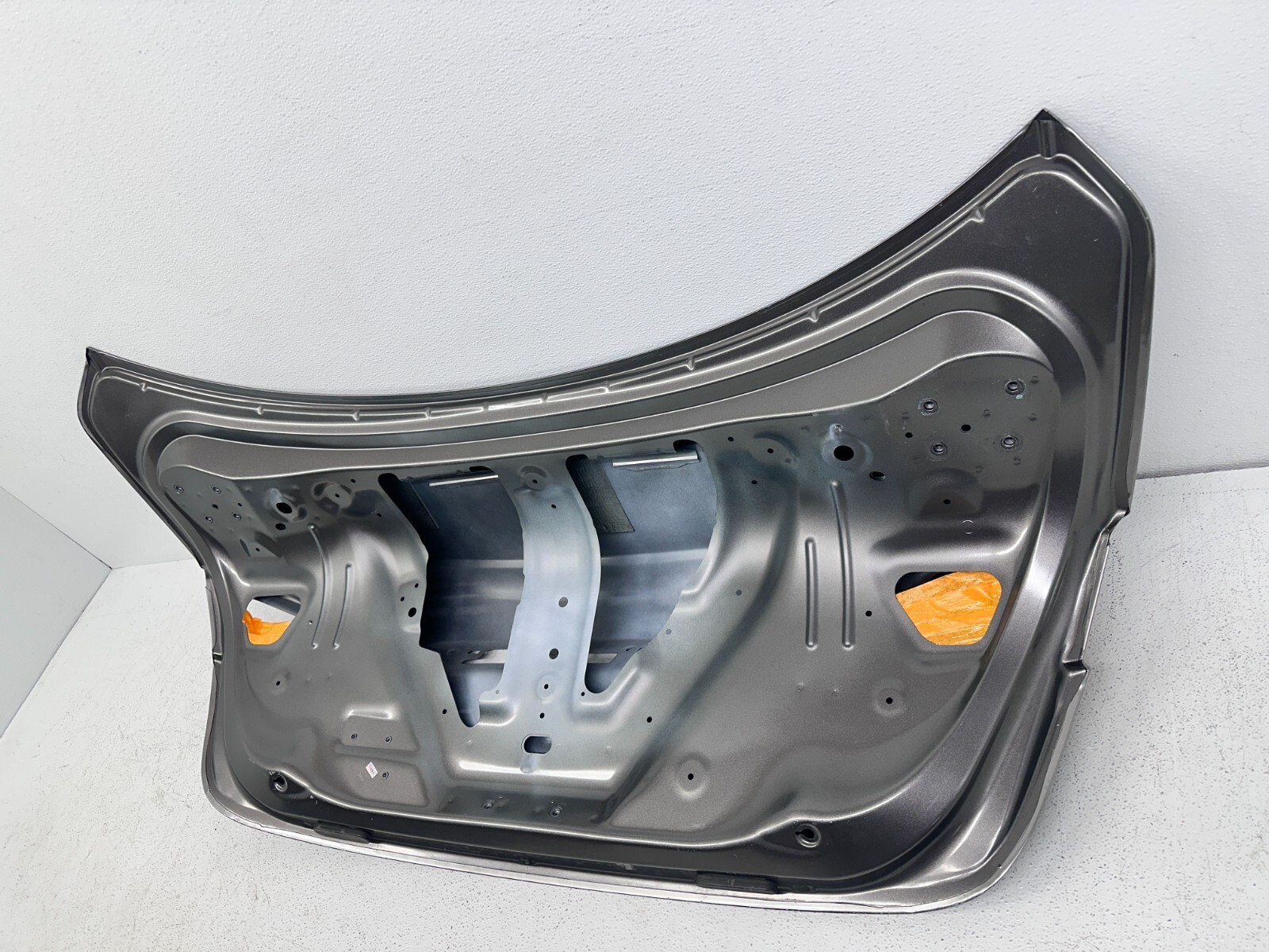 2014 - 2024 MASERATI GHIBLI Q4 REAR DECK TRUNK LID COVER PANEL OEM M157