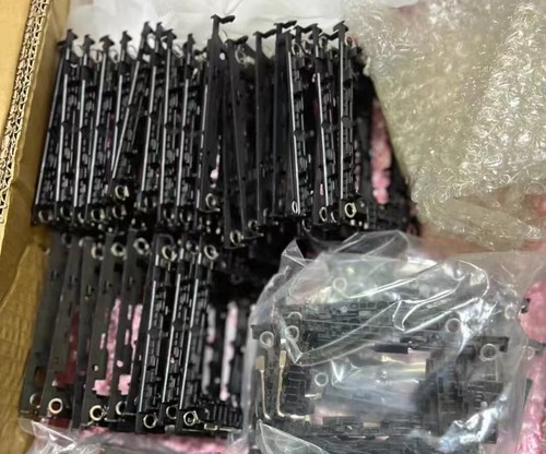 30x Foxconn CPU Carrier LGA4189 3rd Gen Intel Xeon Scalable Mounting Bracket