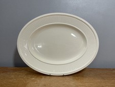 1x Wedgwood Queen’s Ware Edme Creme - Ovale Platte 13 3/4” 