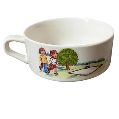 Vintage 80s Campbell's Kids soup bowl the ''Summer Themed - ThePicnic'' design
