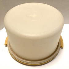 Tupperware 10.5" W x 6.5" H Round Cake Carrier Holder Yellow 684-3 - VINTAGE