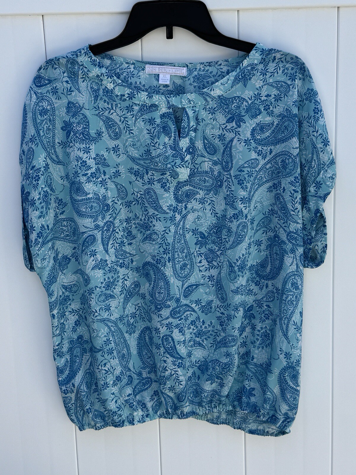 Juniper + Lime X-Large Aqua Paisley Elastic Waist Short Sleeve Blouse