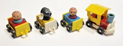 Vintage Fisher Price Little People Amusement Park 932 Wood Train