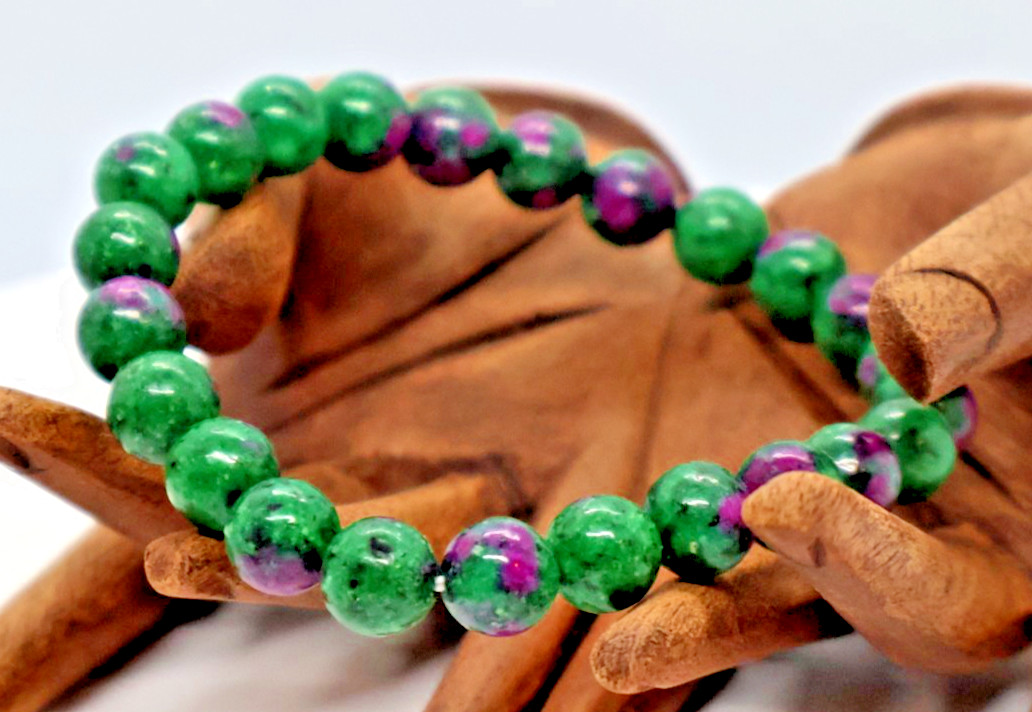 Ruby in Zoisite Stretch Bracelet - image 4
