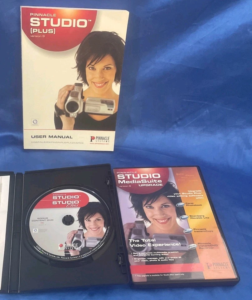 Pinnacle Studio Plus Version 9 Upgrade - 4 Disks+ MANUAL - Image 3 of 3