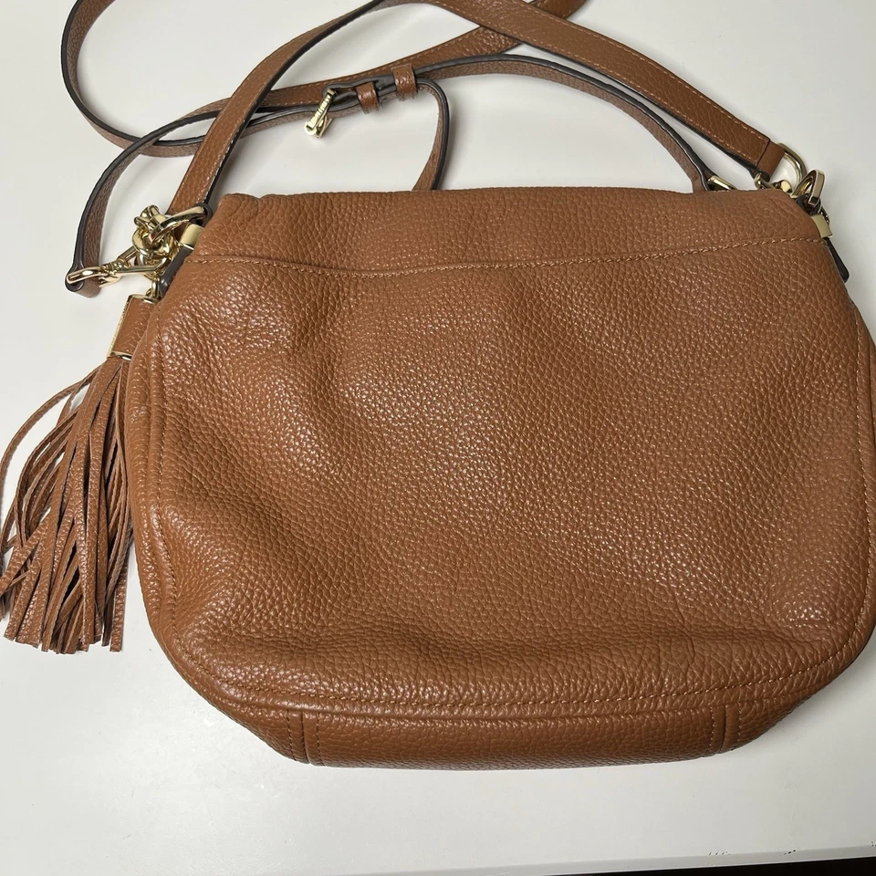 Michael Kors Brown Bedford Tassel Leather Convertible Shoulder Crossbody Bag - Image 3 of 4