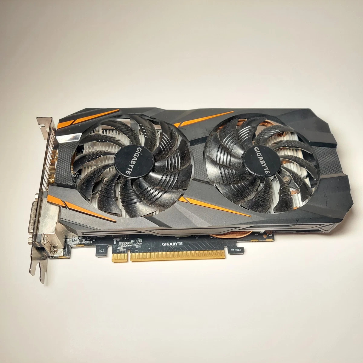 GIGABYTE NVIDIA GeForce GTX 1060 6 GB Memory Computer Graphics