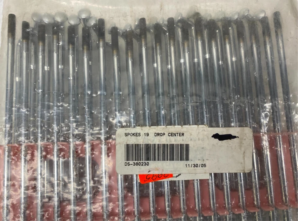 Harley Davidson Drag Specialties Cromo 19" Drop Center Rueda Radios DS-380230 Foto 3 de 4