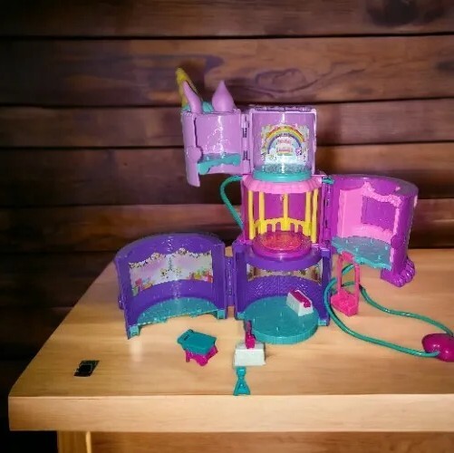 Mattel Polly Pocket Unicorn Birthday Spin Suprise Play Set 2021 Some Accessories