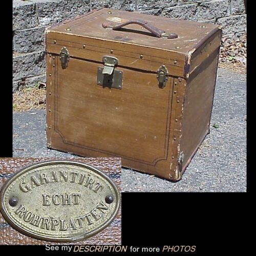 Antique Echt Travel Trunk Hats, Shoes, Cosmetics Top & Front Opens - 第 1/1 張圖片