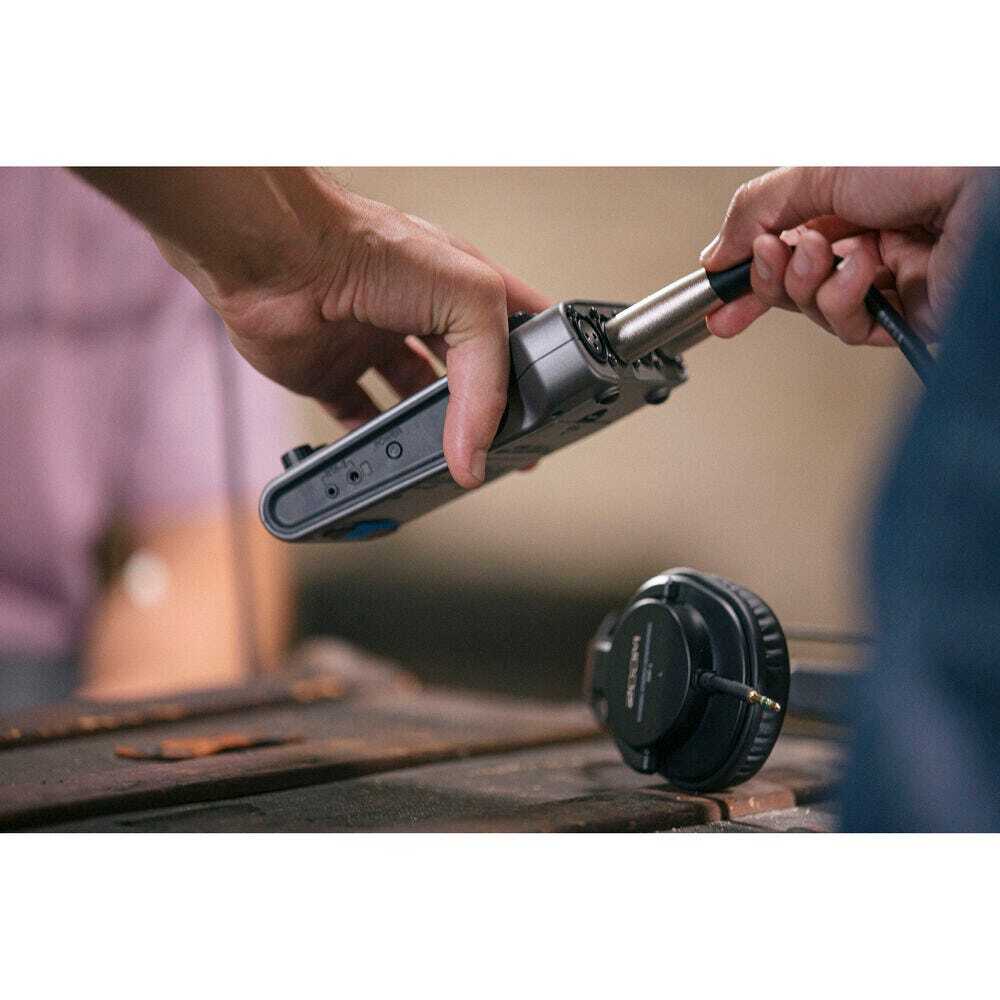 zoom PodTrak P4 中古箱無し ZOOM ズーム PodTrak P4 PodTrak P4 Podcast Recorder | Buy Now