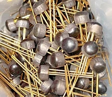 TRANSISTOR 3 PIN GOLD 2N4916 NEW OLD STOCK (1PC)