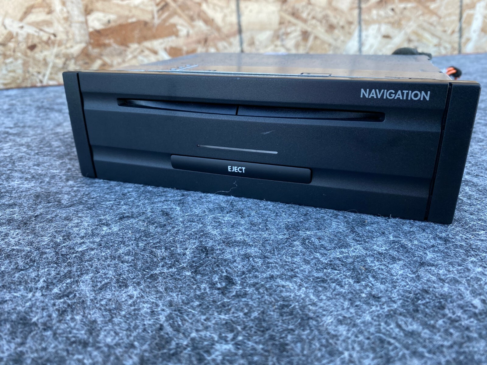 BENTLEY CONTINENTAL GT 6 NAVIGATION DVD PLAYER COMPUTER 3W0919887 OEM (04-10)