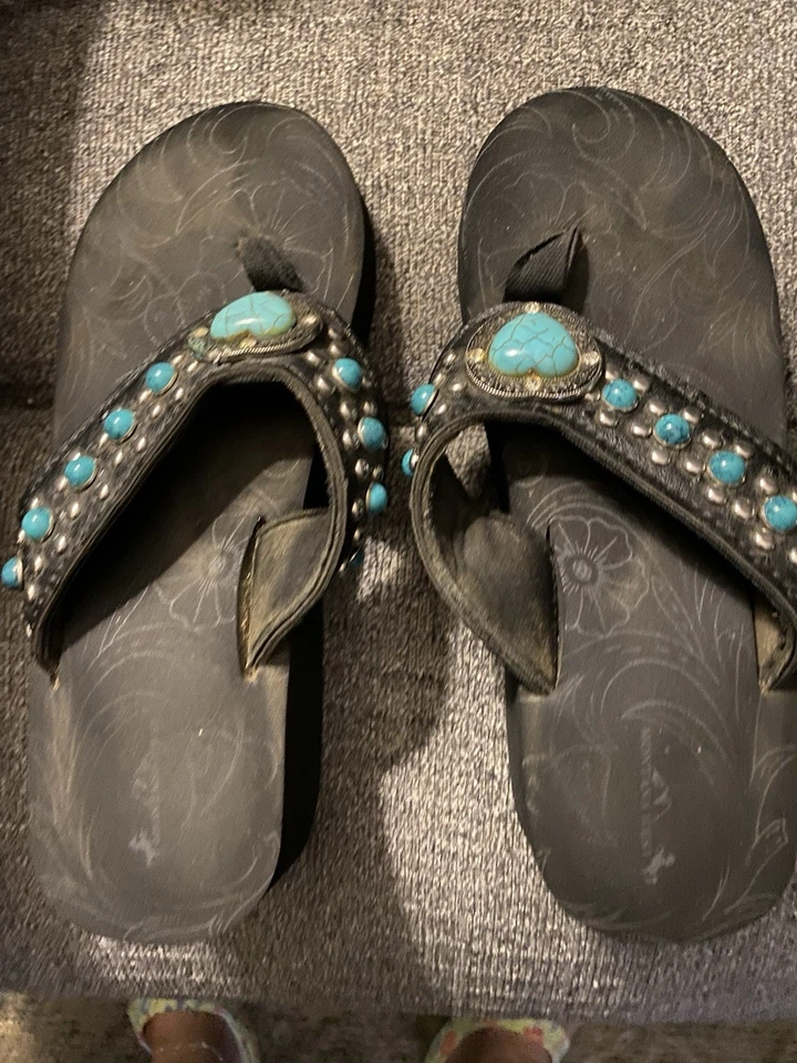 Women’s Montana West Wedge Heel Turquoise & Silver Studded Brown Sandals SZ 7 - Image 2 of 4
