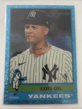 2025 Topps Heritage Chrome Light Blue Sparkle Refractors #142 Luis Gil New York