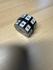 Die Hard Dice Swamp LifeLink Remixable Counter; black white Metal Spindown