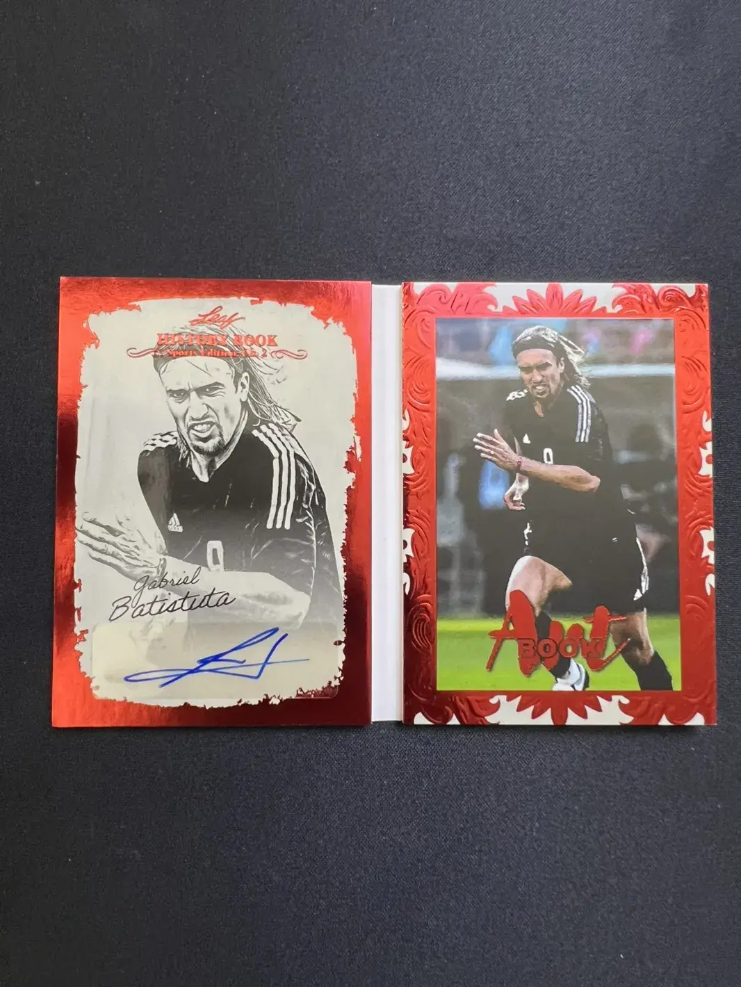 2025 Leaf History Book Gabriel Batistuta Art Auto 1/1 809ZD CI26 view 1