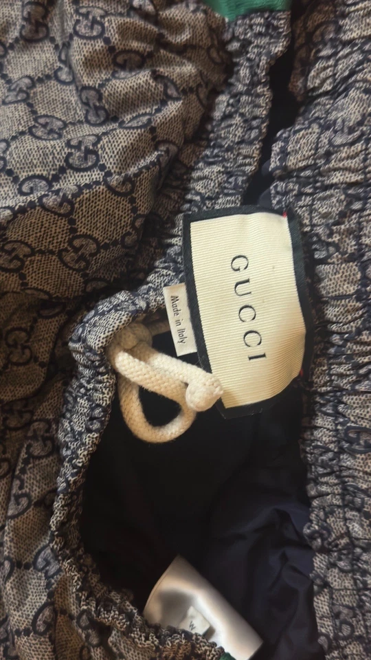 Pantalones deportivos técnicos Gucci medianos con logotipo GG traje para correr $1500 Foto 2 de 4