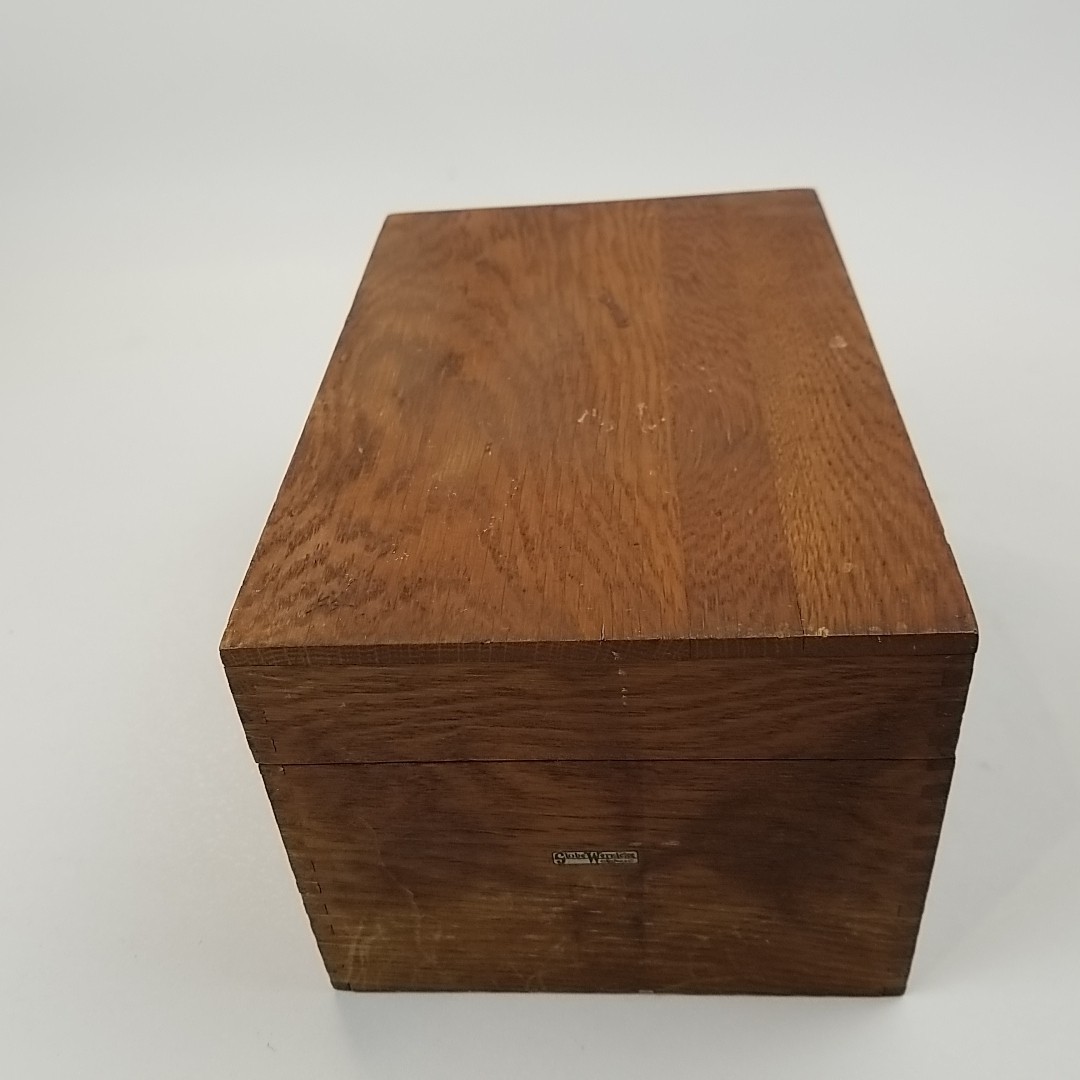 Vintage Solid Wood Globe Wernicke Index Card File Box Antique 14 x 6 7410 C Nice