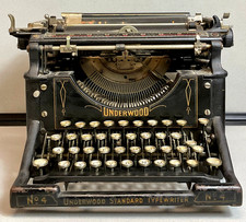 Underwood No.4 Standard Typewriter  – Works Great, Antique Collectible