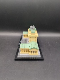 Lego Architecture 21011 Brandenburg Gate 2011 (Used)