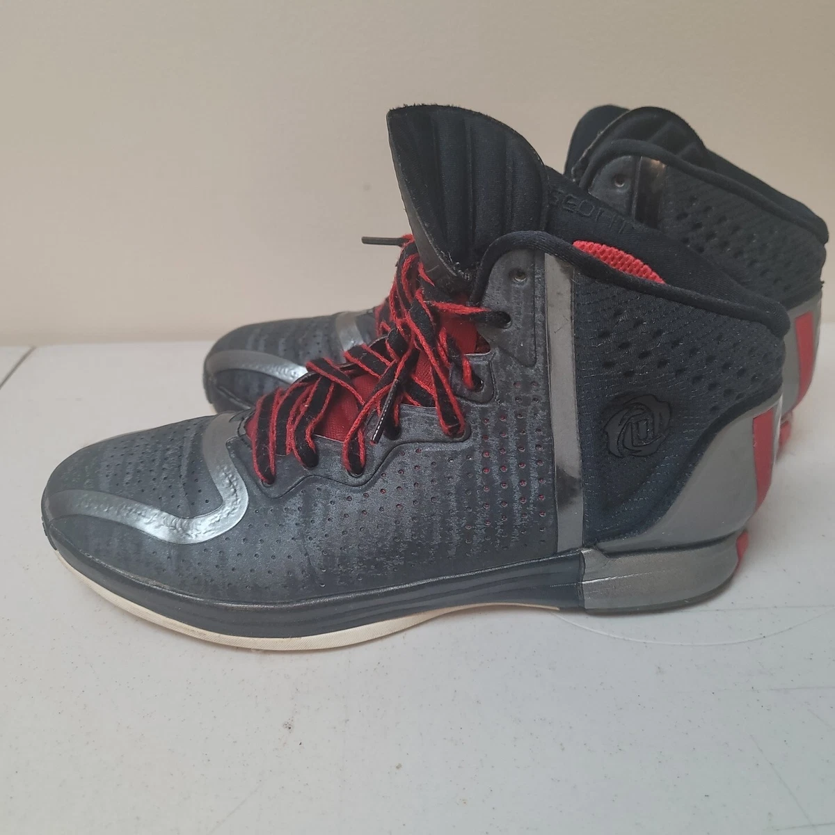 Adidas D Rose 4 Men s Mid Black Red Silver G67399 Size 10.5