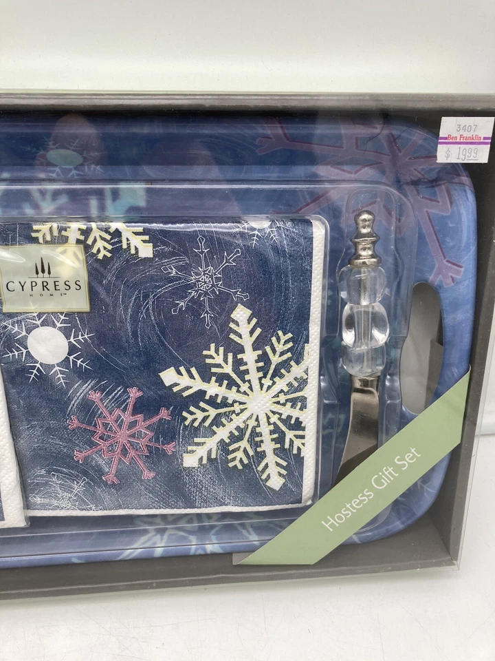 NUEVO Cypress Home Evergreen Copo de Nieve Anfitriona Set de Regalo con Bandeja, Servilletas, Esparcidor Foto 3 de 4