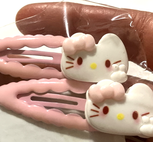 CUTE Sanrio NEW Hair Clips Hair Accessory HELLO KITTY 2 NIP SHOP OUR STORE - Picture 5 of 6