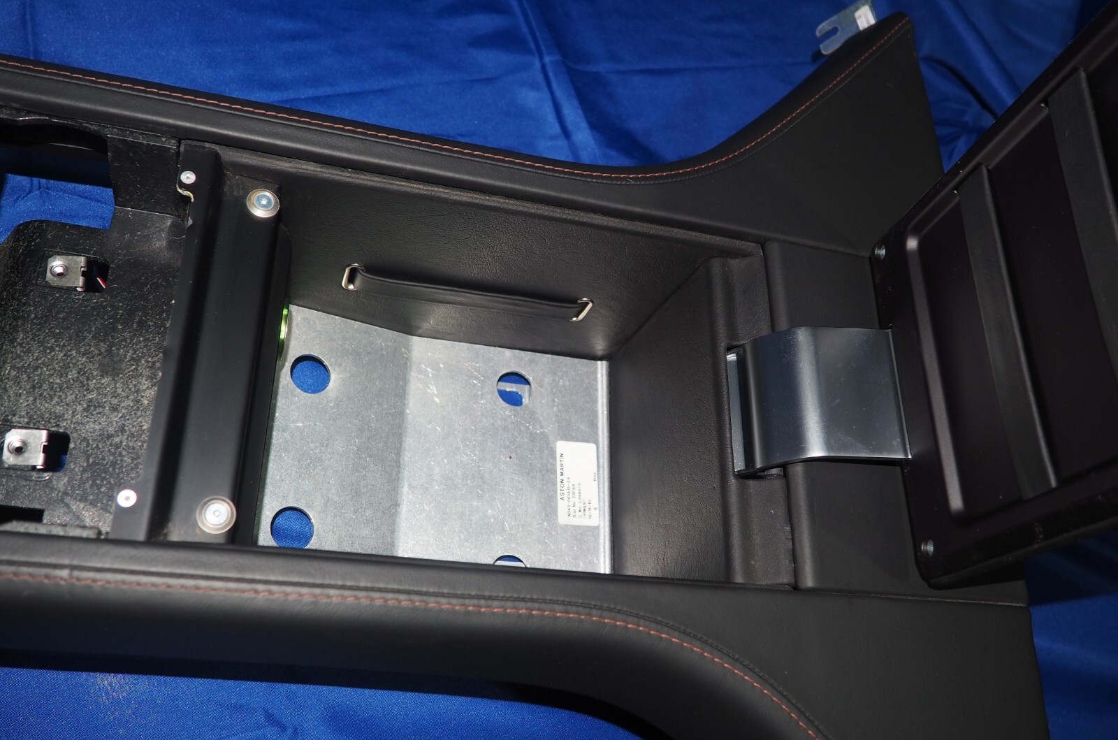 2010-2017 Aston Martin Rapide Center Console Assembly Black & Red Stitch NICE!