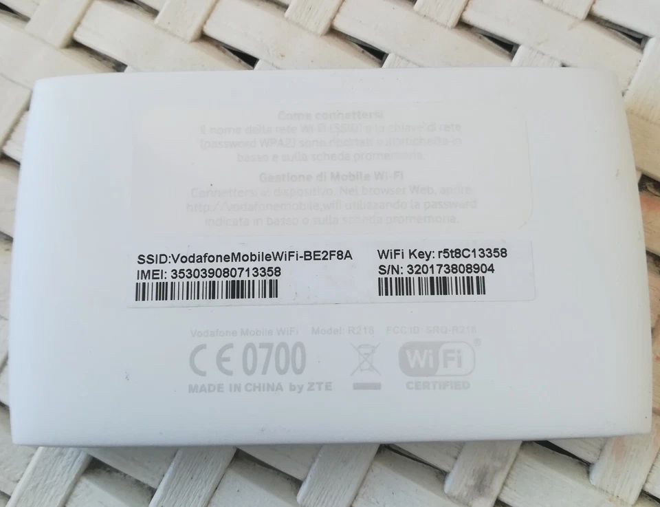 Ripetitore Wi-Fi Vodafone R218 150 Mbps Router Wireless - Immagine 4 di 4