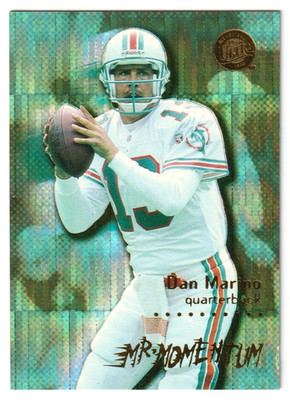 1996 Fleer Ultra Mr. Momentum #8 - DAN MARINO -   Miami Dolphins HOF  