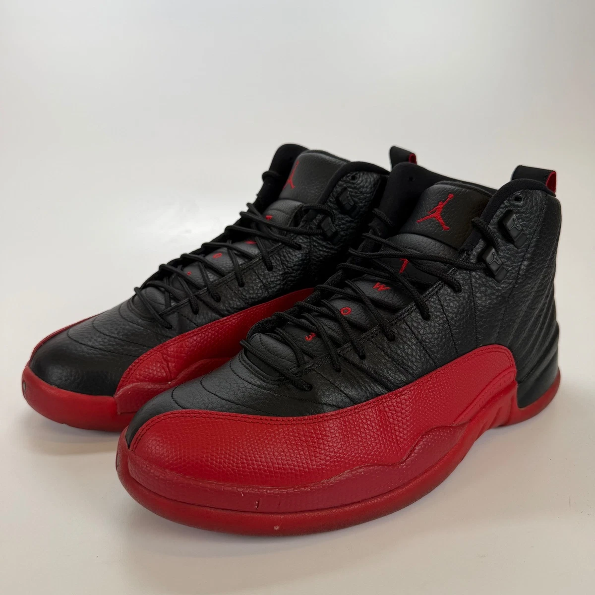 Preços baixos em Jordan 12 Black/Varsity Red 2016 | eBay