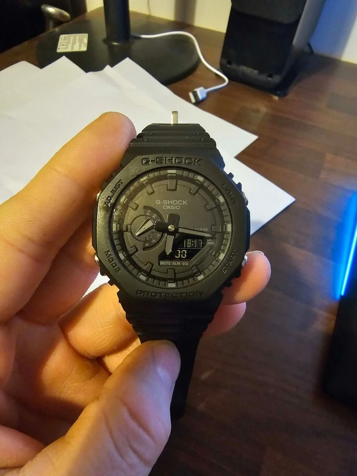 Casio G-Shock GA-2100 Series Mens / Boys Analogue-Digital Watch Army Green, photo 1 of 3