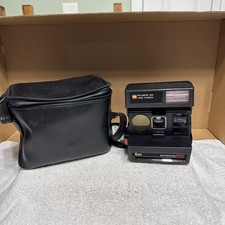 Polaroid Sun Auto Focus 660 600 Land Instant Camera With Case UNTESTED